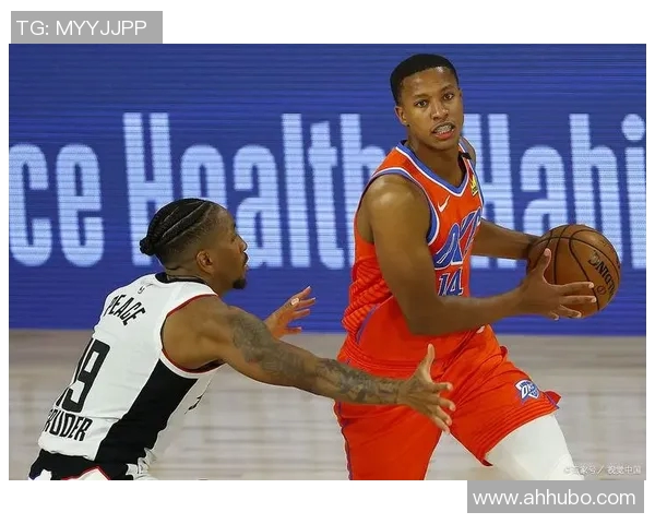 武汉篮球队的灵活性揭秘：从战术到球员的多样化探索